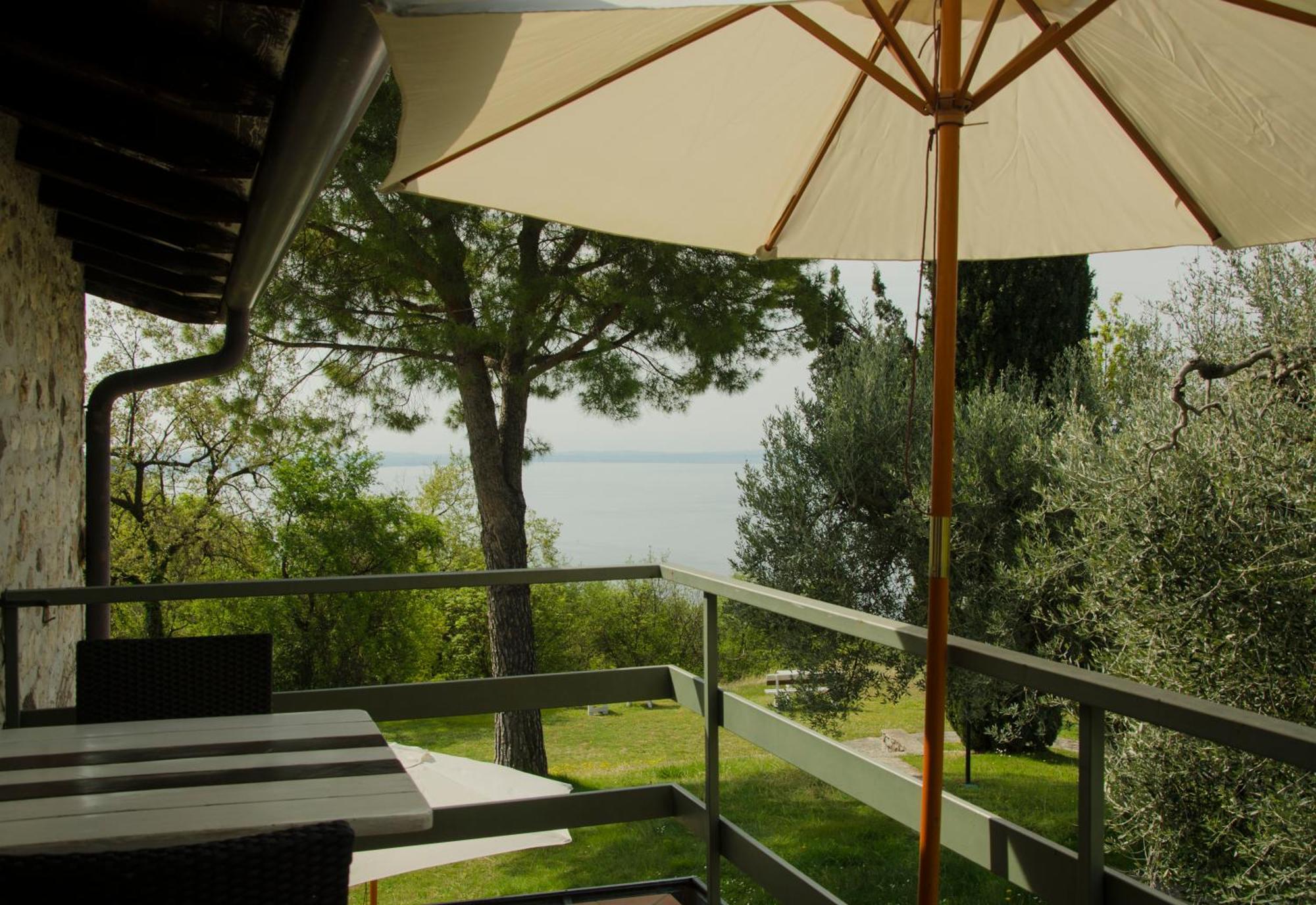 Residence San Michele Костермано Экстерьер фото